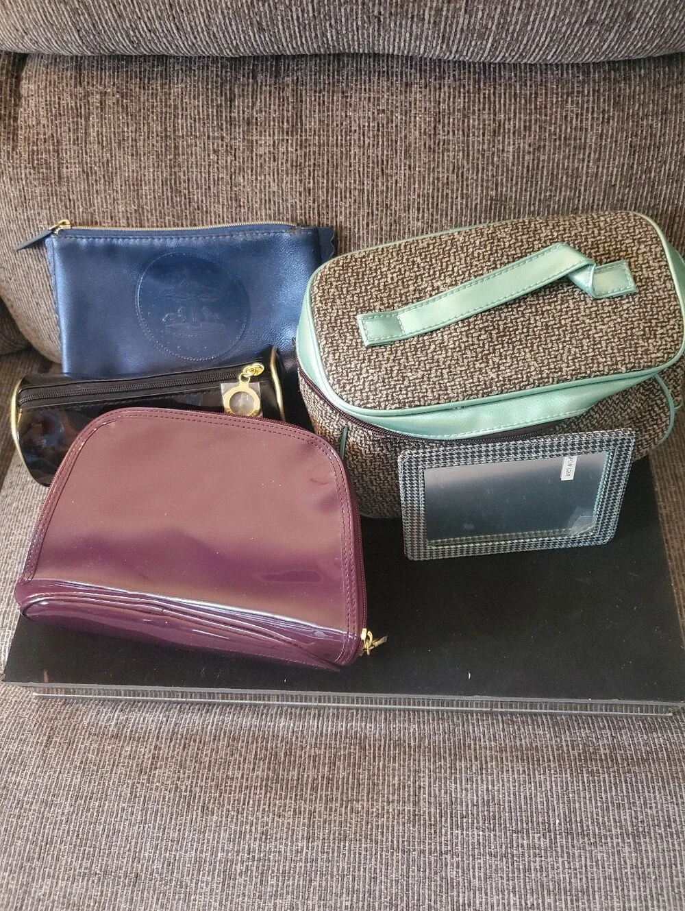 4 ESTEE LAUTER NWOT MAKEUP BAGS